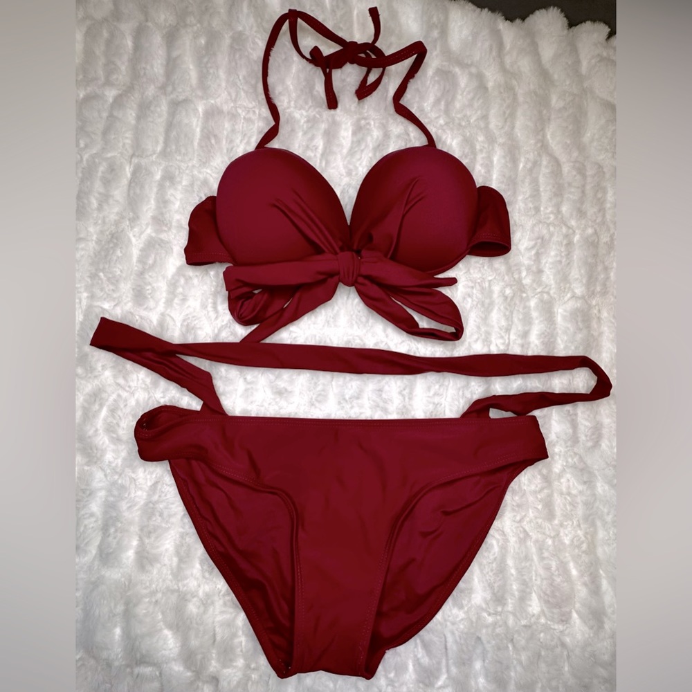 🌟BRAND NEW🌟 Fashion Bikini 👙 2-piece, Adjustable bra like top, Bikini bottom